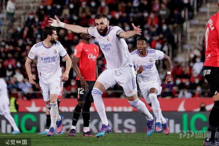 记者:本泽马告诉医疗组想参加国家德比 届时会出场 记者:本泽马告诉医疗组想参加国家德比 届时会出场